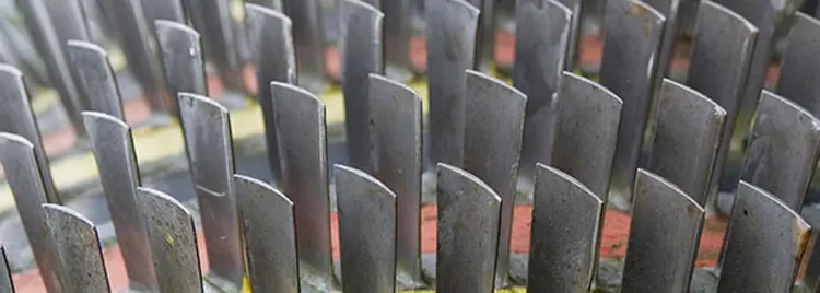 Monitor, maintain and analyse turbine oils